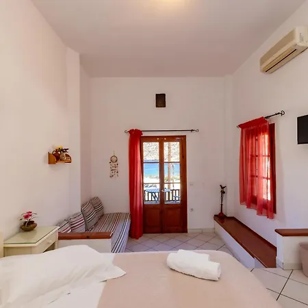 بيت ضيافة Froudi