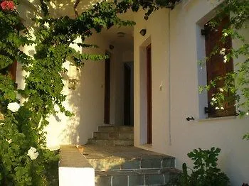 Guest house Froudi 2*