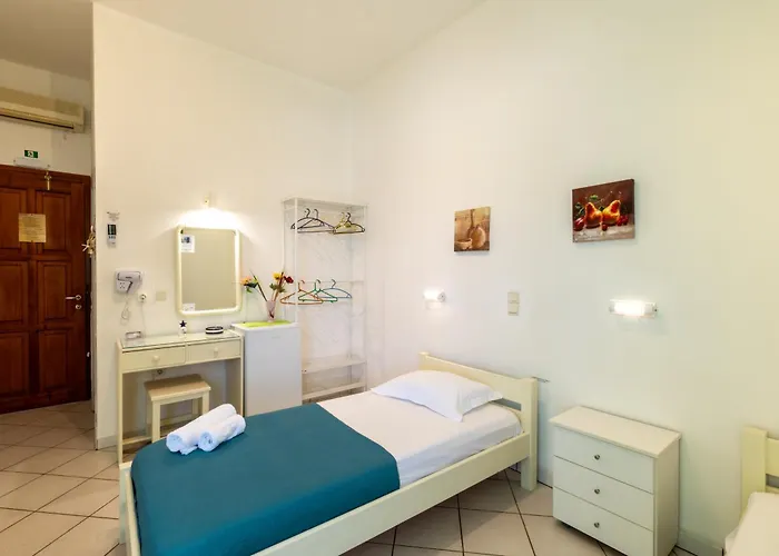 ゲストハウス Froudi カマライ