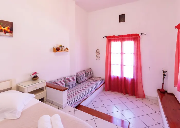 Froudi ゲストハウス 3*