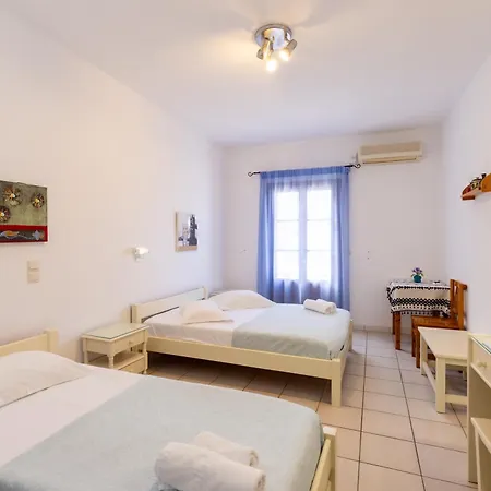 Guest house Froudi Cycladic Stay