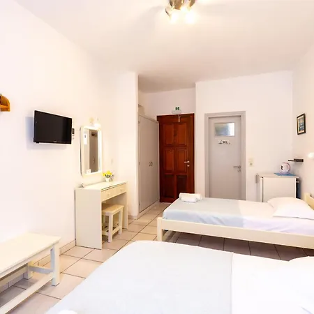 Guest house Froudi Cycladic Stay