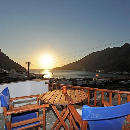 Froudi Cycladic Stay Guest house 3*