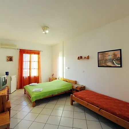 Froudi Cycladic Stay 3* Kamares (Sifnos)