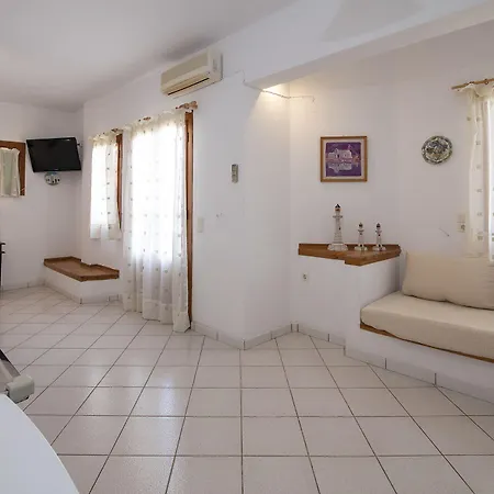 Froudi Cycladic Stay Kamares (Sifnos)